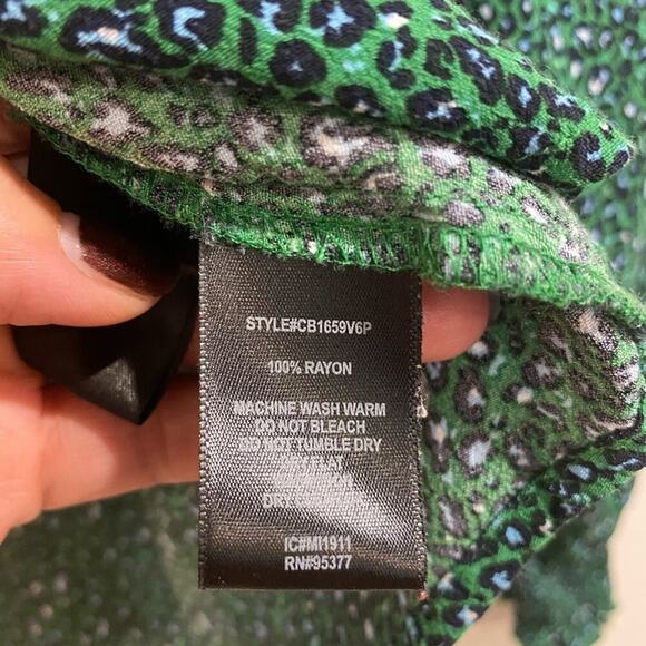 Sanctuary Green Noelle Smocked-Sleeve Button Down Sz XS - Picture 5 of 12